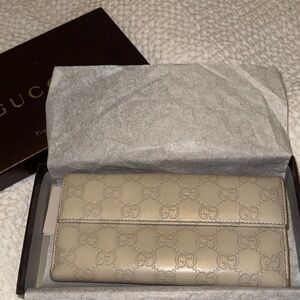 Gucci Light Green GG Pattern Wallet